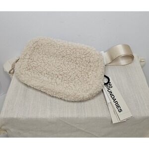 No Boundaries Sherpa Fleece Cream  Handsfree Fanny Pack NWT